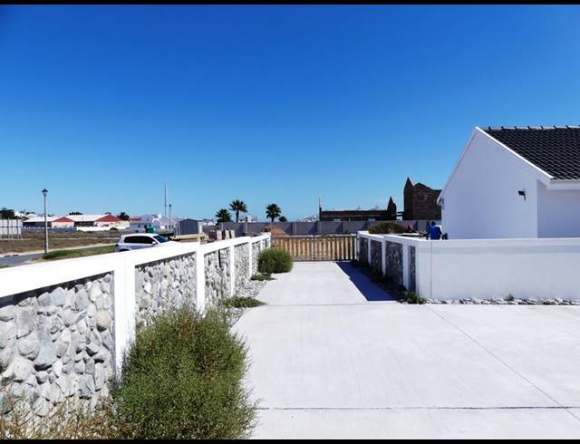 3 BEDROOM HOUSE FOR SALE IN SANDY POINT